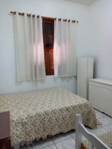 Casa de Esquina à Venda – Centro de Conceição dos Ouros/MG