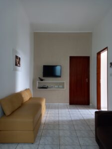 Casa de Esquina à Venda – Centro de Conceição dos Ouros/MG